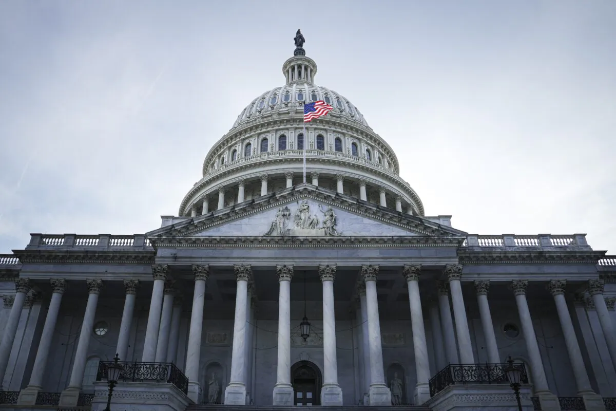 Hoa Kỳ: Hạ viện thông qua dự luật về mức trần nợ trong một cuộc bỏ phiếu lưỡng đảng, chuyển dự luật lên Thượng viện