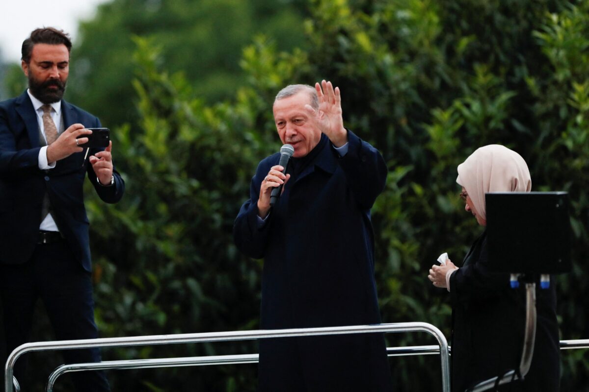 Thổ Nhĩ Kỳ lựa chọn chế độ độc tài, gây bất lợi cho thế giới tự do