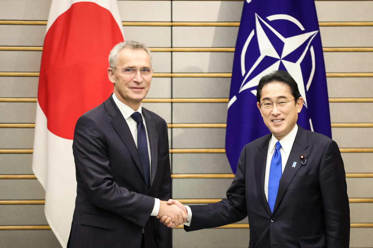 Các chuyên gia: NATO tìm kiếm một liên minh phòng thủ ở châu Á để cùng chống Trung Cộng