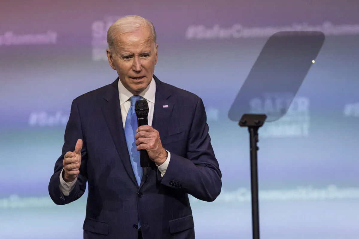 Tổng thống Biden: Ukraine không thể gia nhập NATO trừ phi đáp ứng ‘các tiêu chuẩn chung’ của khối