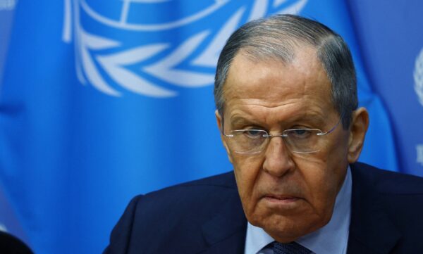 Ngoại trưởng Nga Sergei Lavrov tổ chức một cuộc họp báo tại trụ sở Liên Hiệp Quốc ở New York, hôm 25/04/2023. (Ảnh: Mike Segar/Reuters)