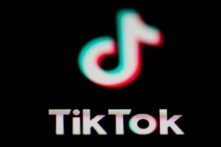 Biểu tượng của ứng dụng chia sẻ video TikTok trên điện thoại thông minh hôm 28/02/2023. (Ảnh: Matt Slocum/AP Photo)