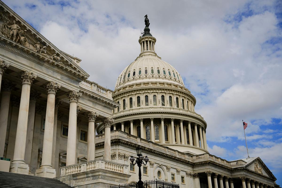 Hạ viện không thông qua dự luật tài trợ tạm thời, Chính phủ Hoa Kỳ có nguy cơ đóng cửa