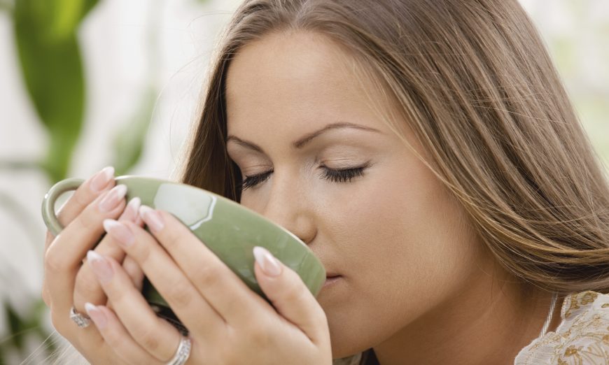 Bí quyết sức khỏe tâm thần trong tách trà của bạn