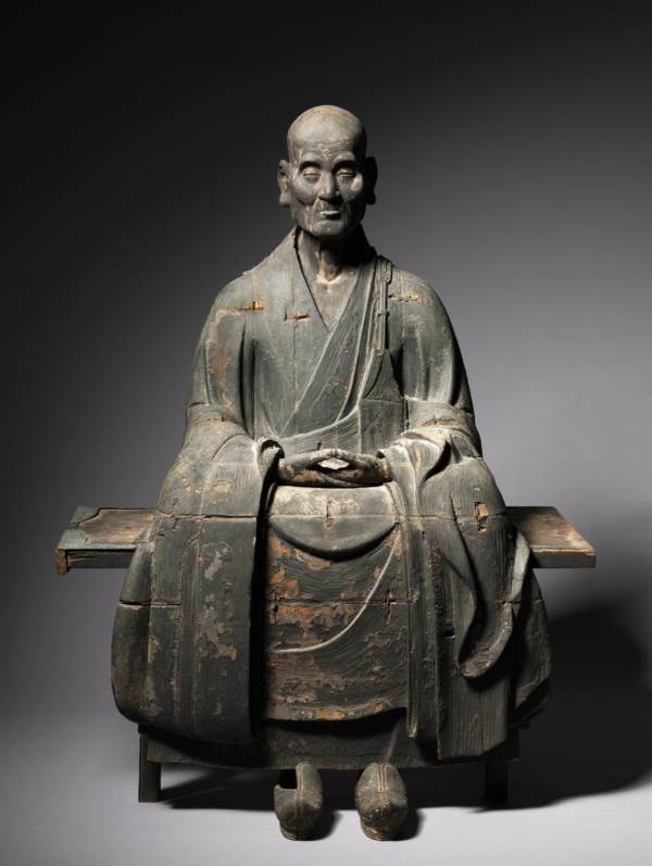 Pho tượng “Portrait of Hotto Enmyo Kokushi” (Chân dung Thiền sư Hotto Enmyo Kokushi), khoảng năm 1295–1315, Nhật Bản, thời kỳ Kamakura (1185–1333). Tác phẩm này là một phần trong bộ tượng điêu khắc; Chất liệu: gỗ bách Hinoki kết hợp sơn mài, đinh kẹp và phụ kiện bằng kim loại; kích thước: 36 inch (khoảng 0,9m). Quỹ Leonard C. Hanna, Jr; Bảo tàng Nghệ thuật Cleveland. (Ảnh: Tài liệu công cộng)