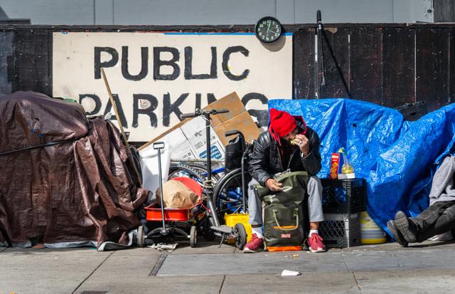 Các nhà phân tích: Kế hoạch cho người vô gia cư mới được phê chuẩn của San Francisco là ‘đắt đỏ nhất’