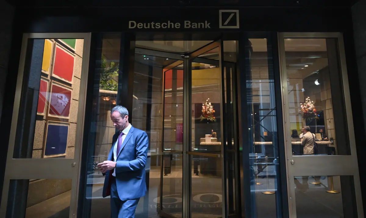Cựu Giám đốc điều hành Deutsche Bank làm chứng trong phiên tòa dân sự New York: Ngân hàng đã tích cực tìm kiếm cơ hội hợp tác với ông Trump
