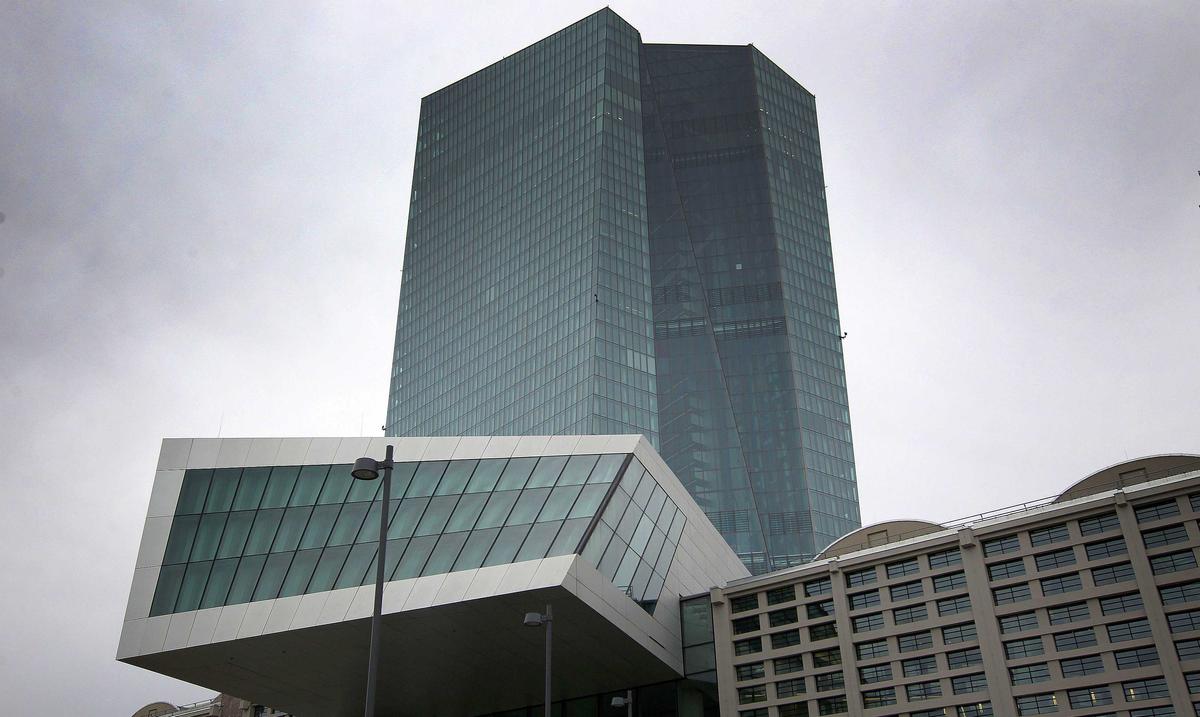 Trụ sở chính của Ngân hàng Trung ương  u Châu (ECB) được chụp tại Frankfurt am Main, Đức, vào ngày 12/03/2020. (Ảnh: Daniel Roland/AFP qua Getty Images)