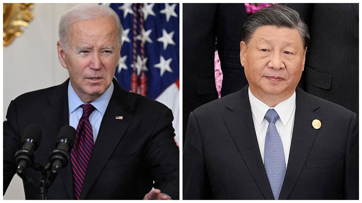 (Trái) Tổng thống Hoa Kỳ Joe Biden tại Phòng tiệc Quốc gia của Tòa Bạch Ốc hôm 31/10/2023. (Phải) Nhà lãnh đạo Trung Quốc Tập Cận Bình tại Diễn đàn Hợp tác Quốc tế Vành đai và Con đường lần thứ ba ở Bắc Kinh hôm 18/10/2023. (Ảnh: Andrew Caballero-Reynolds, Suo Takekuma/AFP qua Getty Images)