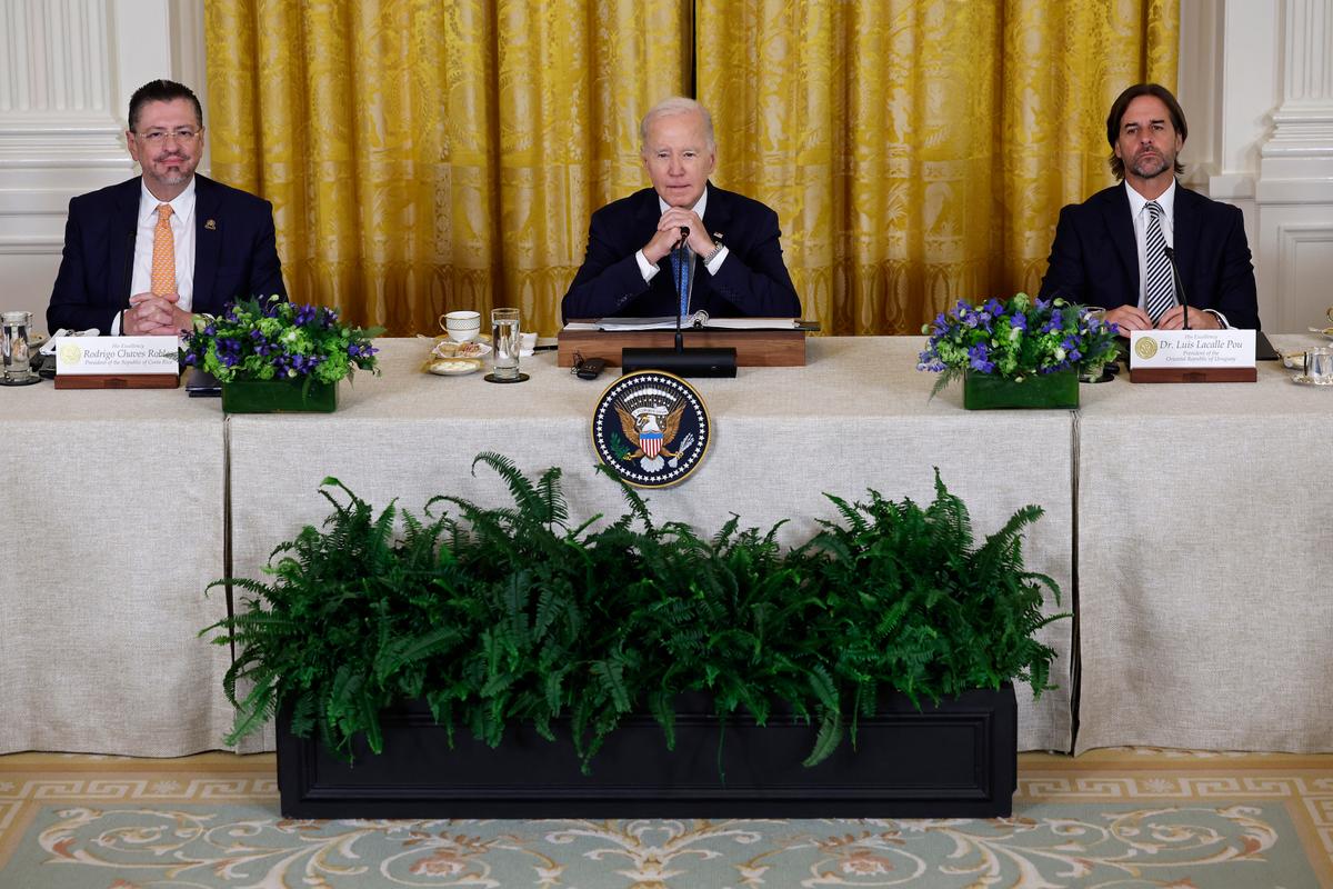 Tổng thống Biden tổ chức hội nghị thượng đỉnh với các nhà lãnh đạo Latinh để chống lại ‘ngoại giao bẫy nợ’ của Trung Quốc