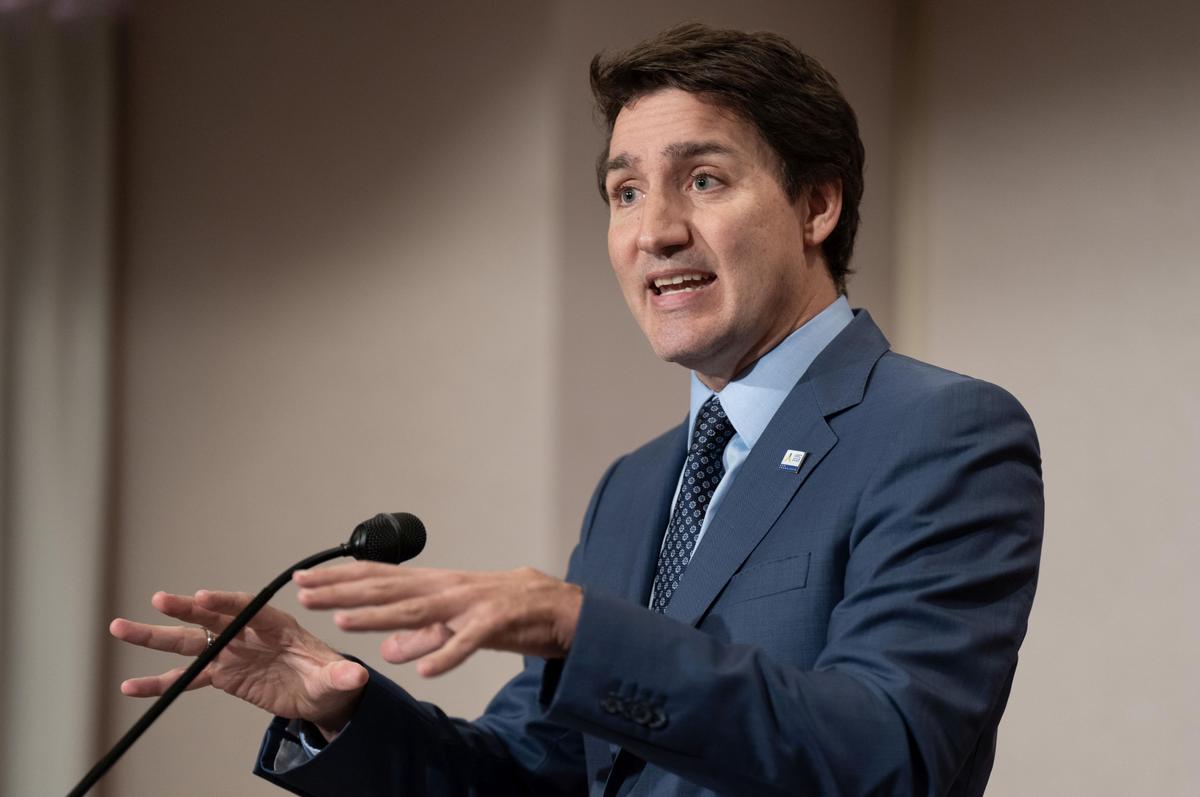 Khác với ông Biden, Thủ tướng Trudeau né tránh gọi ông Tập Cận Bình là nhà độc tài