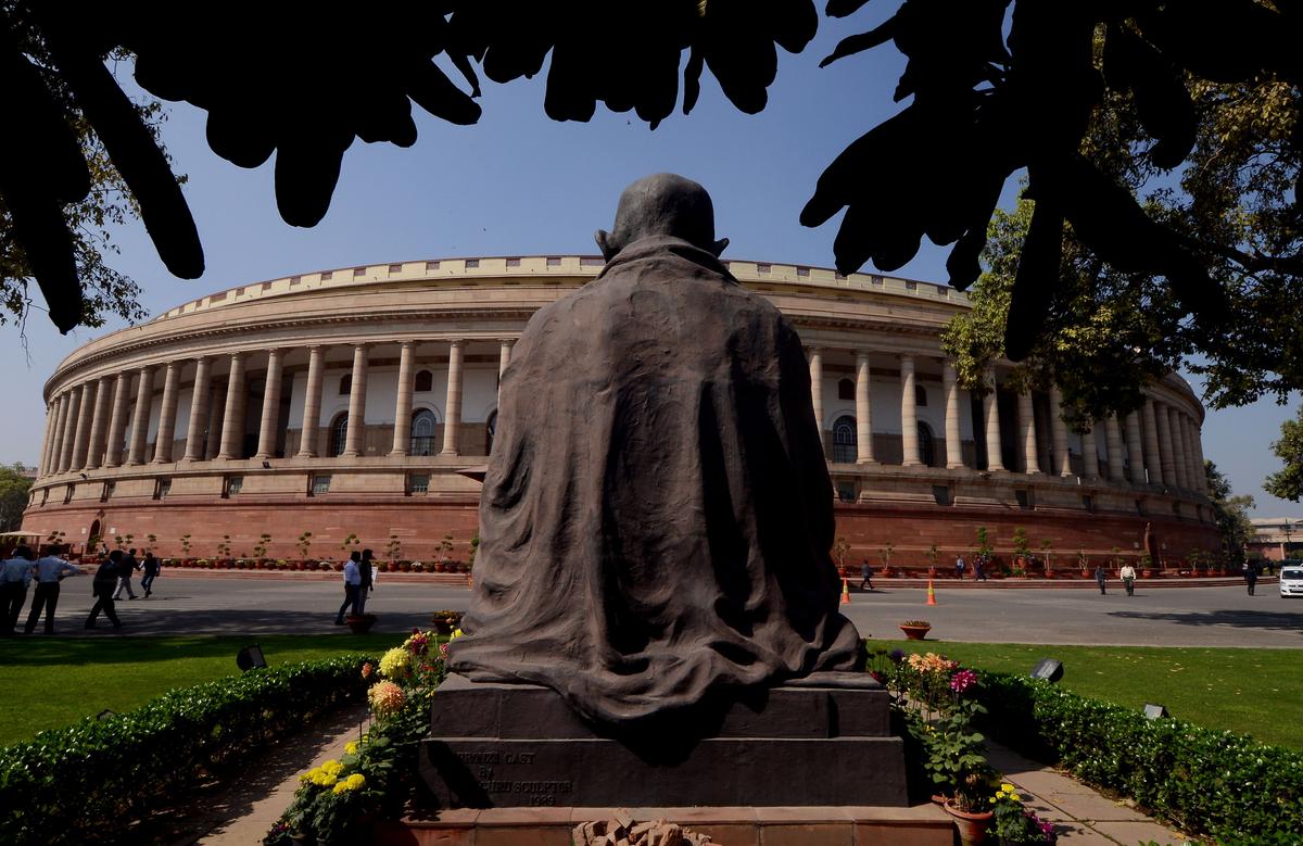Toàn cảnh Quốc hội Ấn Độ ở New Delhi vào ngày 23/02/2016. (Ảnh: Money Sharma/AFP qua Getty Images)