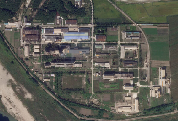 Bức ảnh vệ tinh này chụp Planet Labs Inc., một nhà máy làm giàu uranium tại khu phức hợp hạt nhân chính Yongbyon của Bắc Hàn, ngày 18/09/2021. (Ảnh: Planet Labs Inc. qua AP)