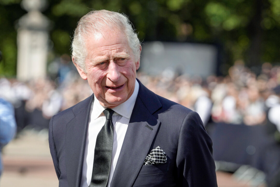 Cung điện Buckingham loan báo Vua Charles được chẩn đoán mắc bệnh ung thư