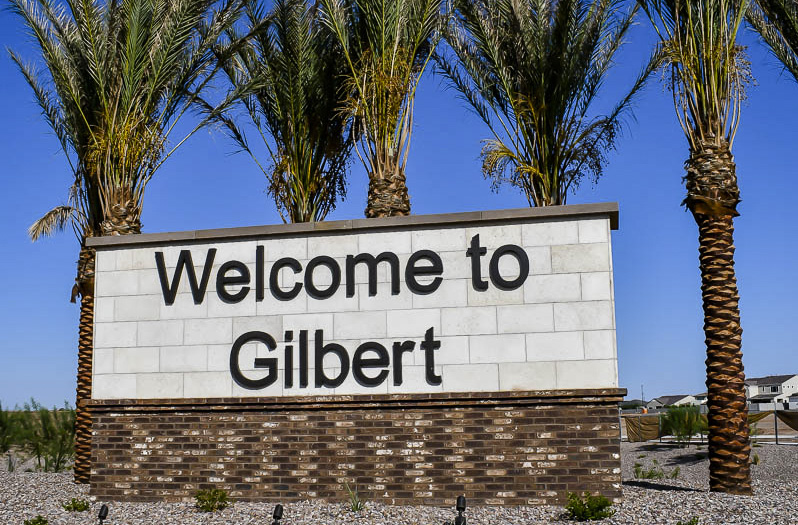 Thị trấn Gilbert, Arizona, là nơi có một sở cấp thị trấn mà các hoạt động của họ được so sánh với cuốn tiểu thuyết phản địa đàng “1984” của nhà văn George Orwell. (Ảnh: World of Arizona)