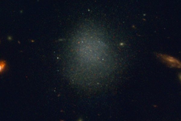 Các nhà thiên văn học phát hiện thiên hà lùn PEARLSDG chưa từng được quan trắc