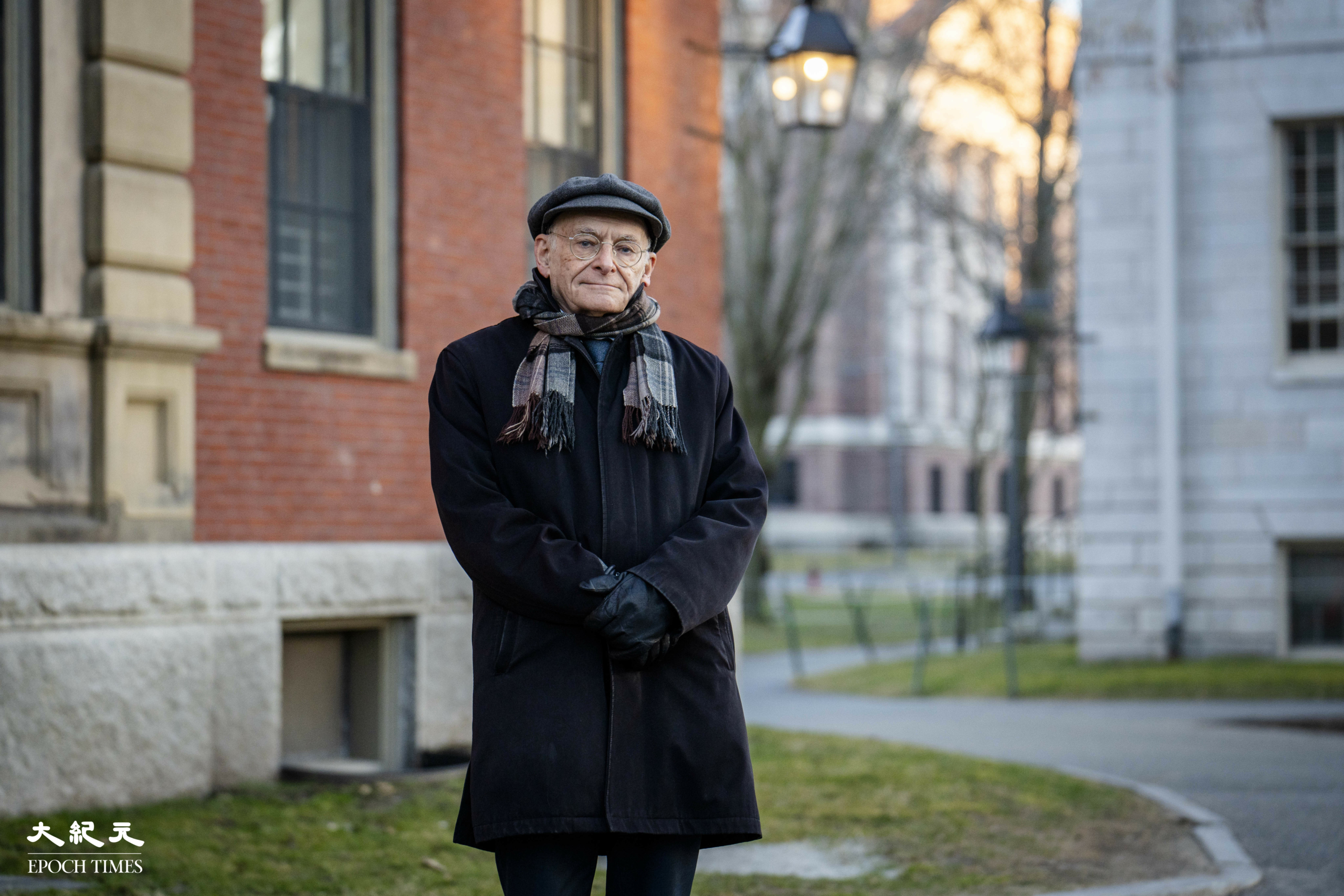 Ảnh chụp ông David Matas, luật sư nhân quyền, người được đề cử giải Nobel Hòa bình tại Đại học Harvard. (Ảnh: Samira Bouau/The Epoch Times)