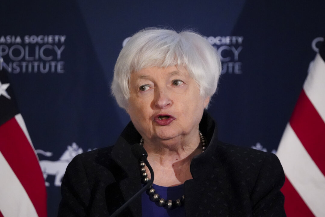 Bộ trưởng Ngân khố Janet Yellen hối tiếc vì đã thúc đẩy câu chuyện lạm phát ‘nhất thời’ khi áp lực giá cả tăng lên