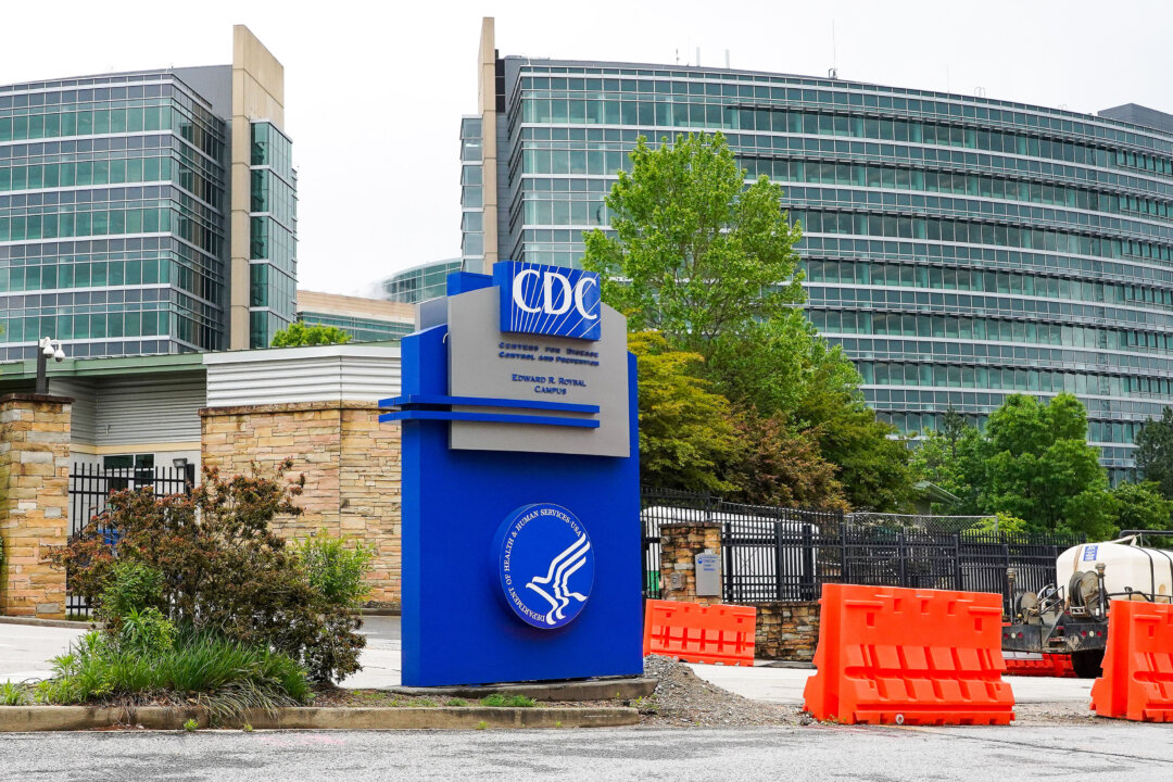 CDC điều tra chính thức về hội chứng rối loạn hệ thần kinh trên những người đã chích vaccine mới được chấp thuận gần đây
