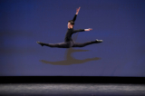 Anh Rubi Cho, một nghệ sĩ múa chính của Shen Yun, sinh ra ở Nhật Bản. Anh đã đạt giải bạc tại Cuộc thi vũ đạo Trung Hoa cổ điển quốc tế NTD lần thứ 8. (Ảnh: Dai Bing/The Epoch Times)