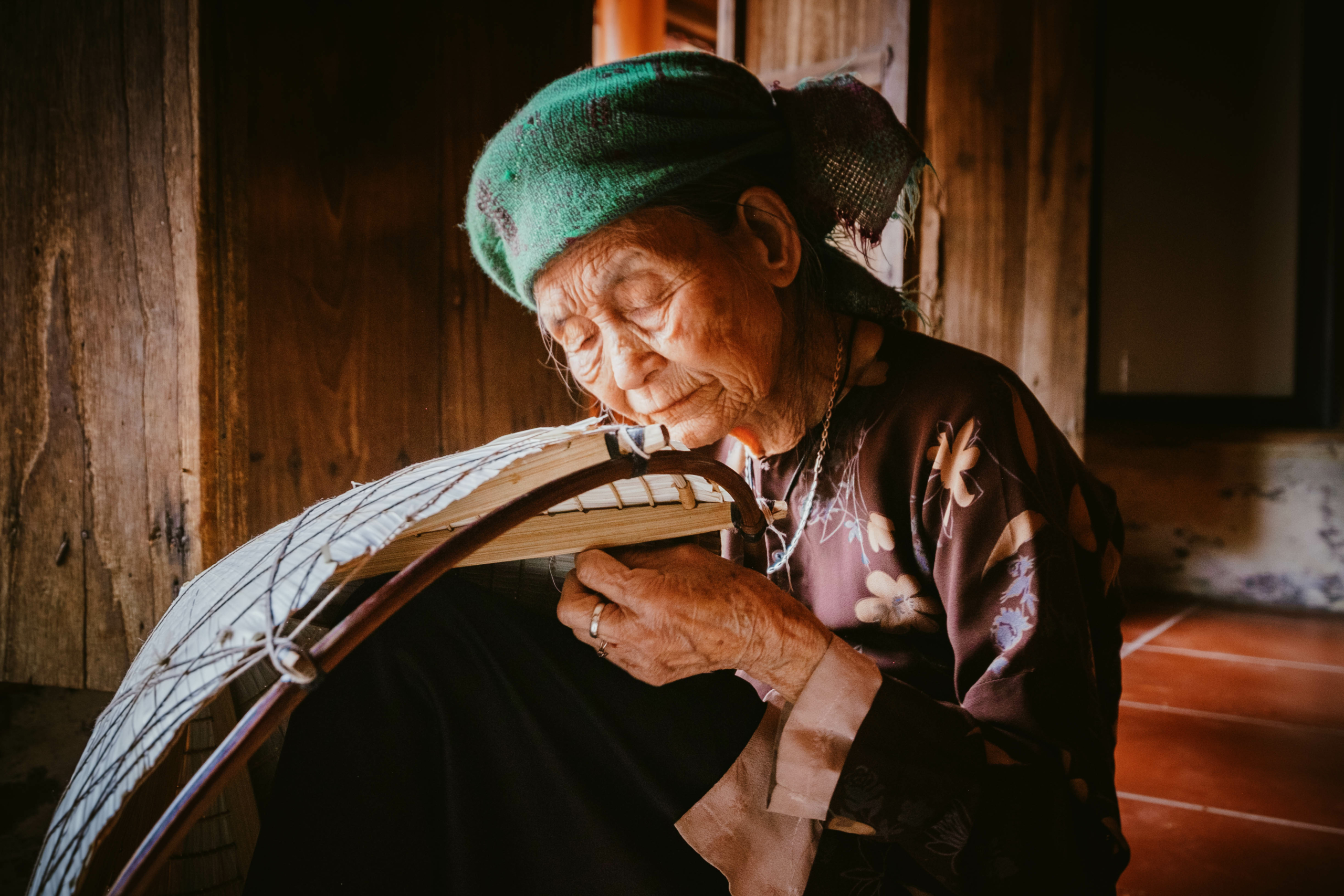 Nón lá – Phiêu lưu qua ngàn năm để trở thành biểu tượng vẻ đẹp Việt Nam