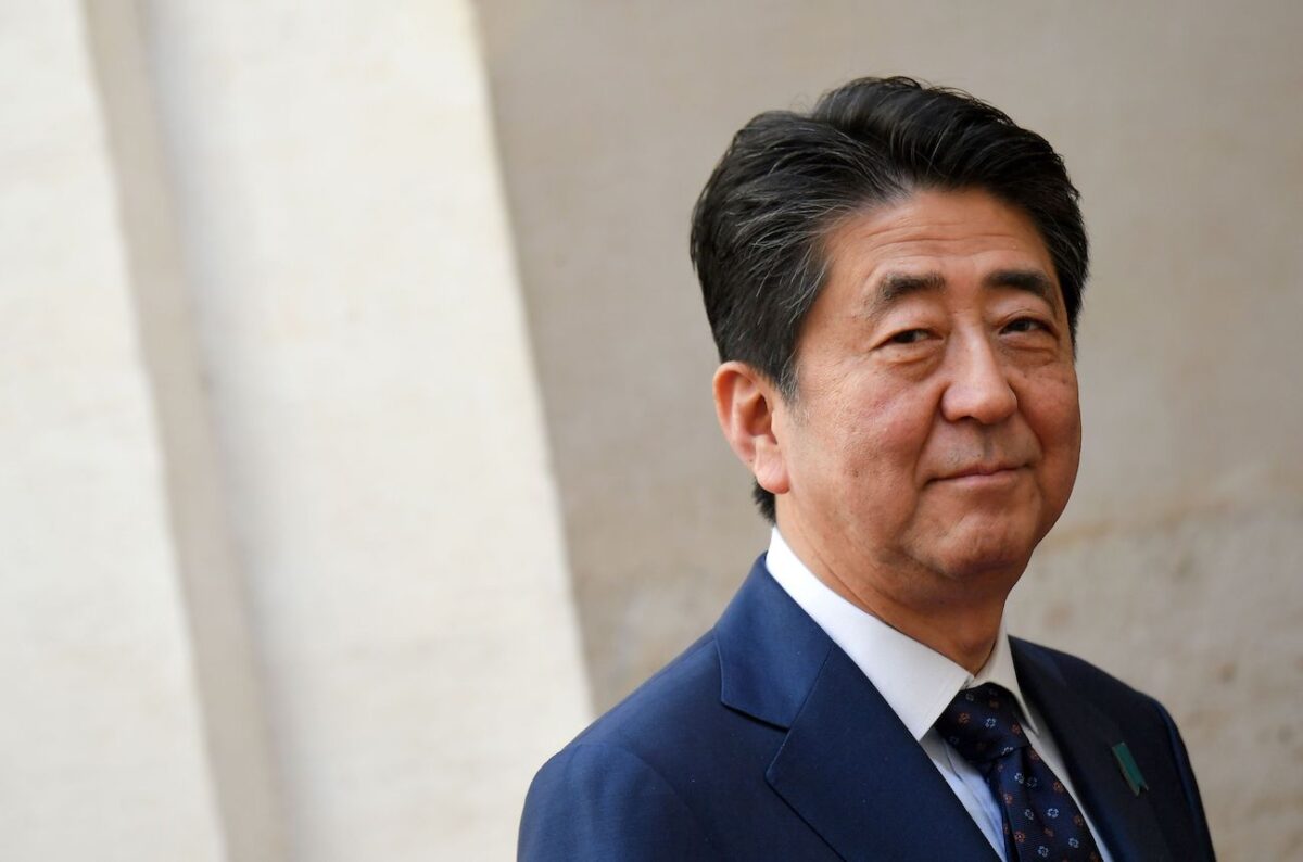 Thủ tướng Nhật Bản Shinzo Abe tại Rome, Ý, vào ngày 24/04/2019. (Ảnh: Tiziana Fabi/AFP qua Getty Images)