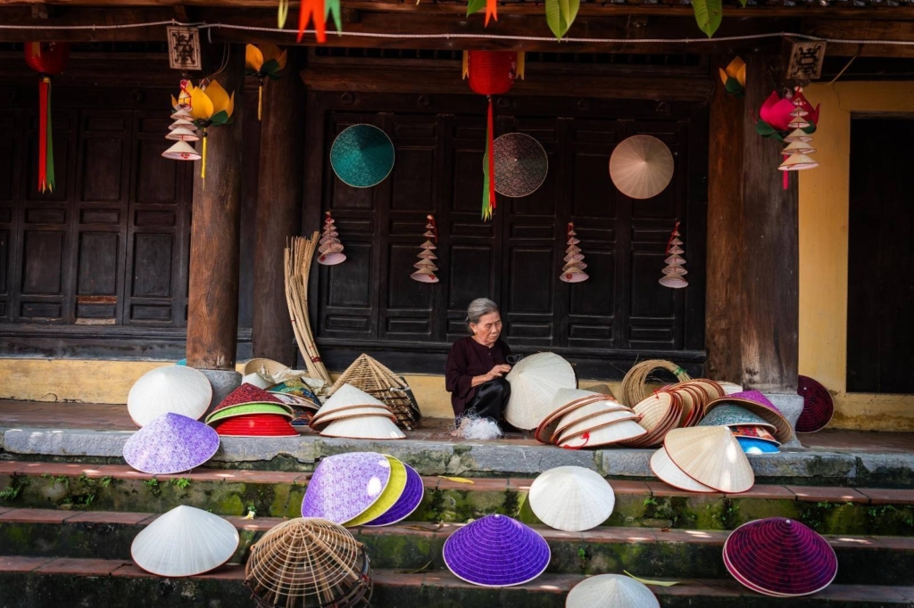 Nón lá – Phiêu lưu qua ngàn năm để trở thành biểu tượng vẻ đẹp Việt Nam