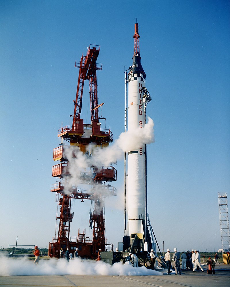 Mercury-Redstone 1 chuẩn bị phóng vào không gian tại Tổ hợp phóng Cape Canaveral 5, năm 1960. NASA. (Ảnh: Tư liệu công cộng)