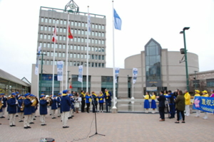 Thành phố Barrie, Canada cử hành nghi thức thượng cờ nhân Ngày Pháp Luân Đại Pháp Thế giới