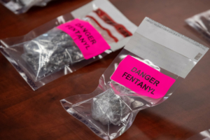 Hít fentanyl có thể gây ra tổn thương não không hồi phục