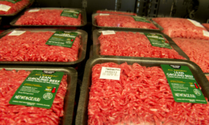 Thu hồi trên toàn quốc 16,000 pound (7.2 tấn) thịt bò xay vì lo ngại về E. Coli